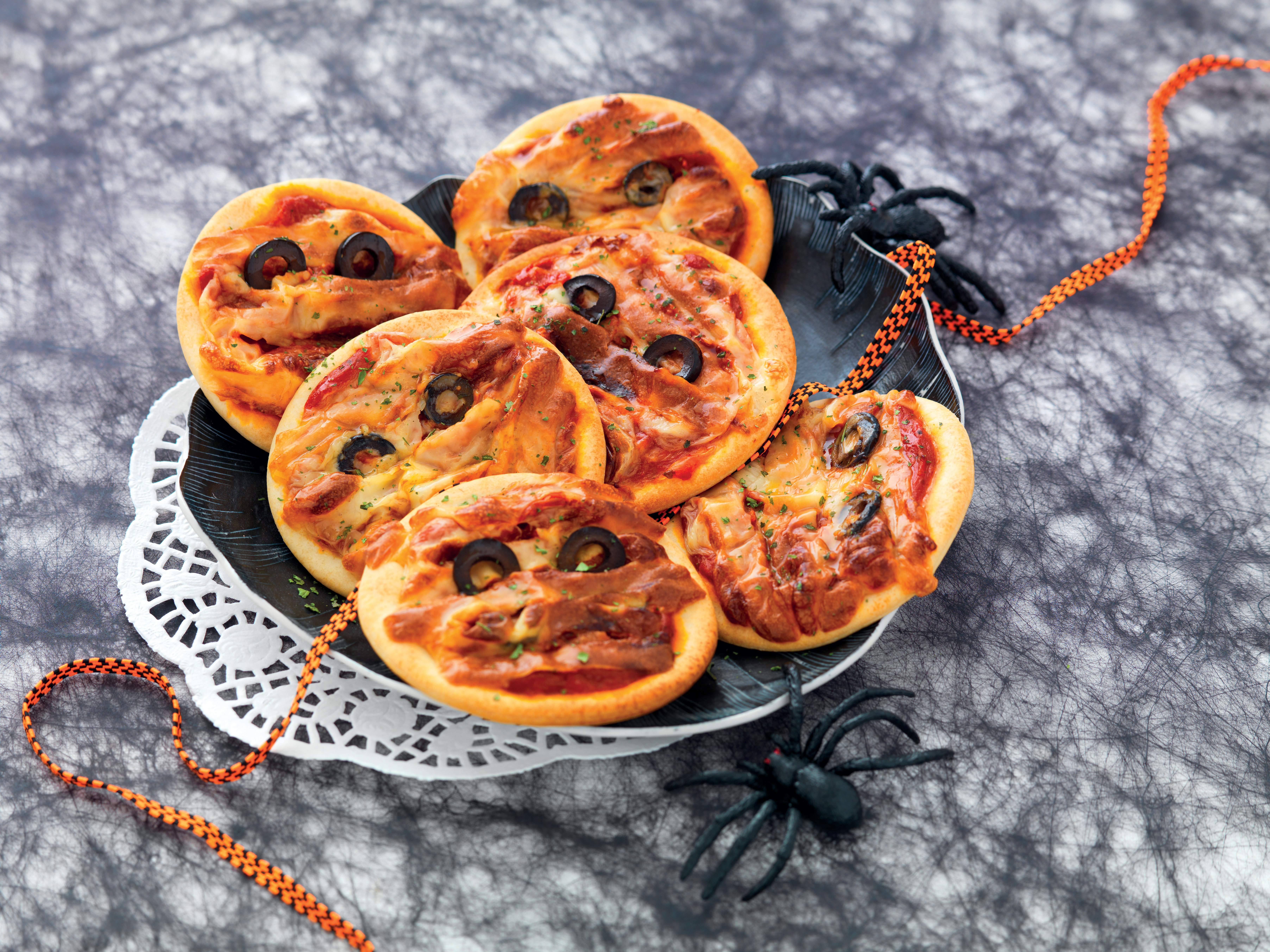 Minis pizzas variées